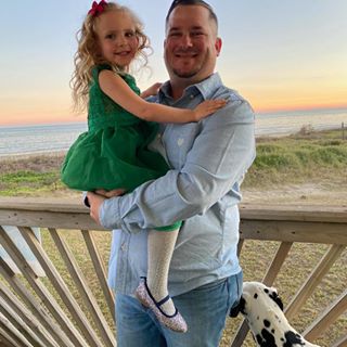 Profile Picture of Torry Peterson (@torry.peterson) on Facebook