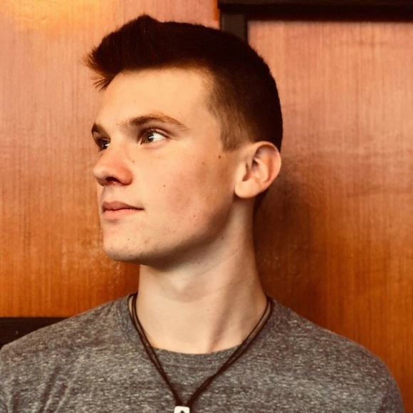 Profile Picture of Tyler Brock (@tylerthebrock) on Poshmark