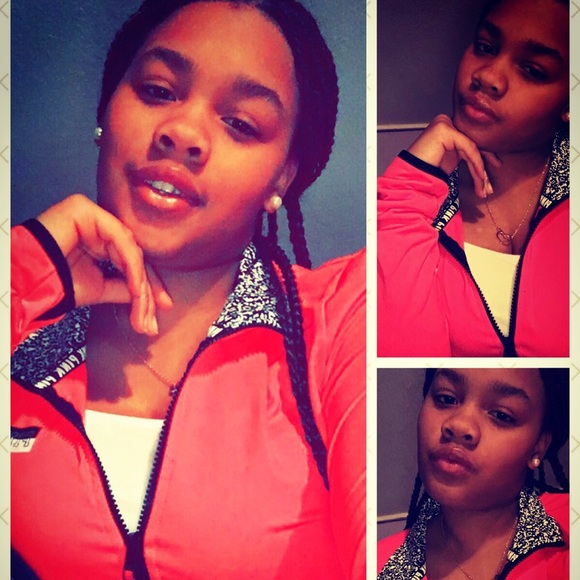 Profile Picture of Kiasha Alcorn (@kiasha42) on Poshmark