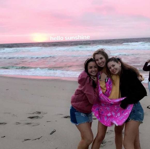 Marissa Ng - Poshmark Profile Picture of Marissa Ng (@marissang5) on Poshmark