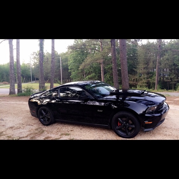 Profile Picture of Ricky Phillips (@12gtstang) on Poshmark