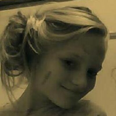 Profile Picture of Jenna Batts :) (@BlondieBatts) on Twitter