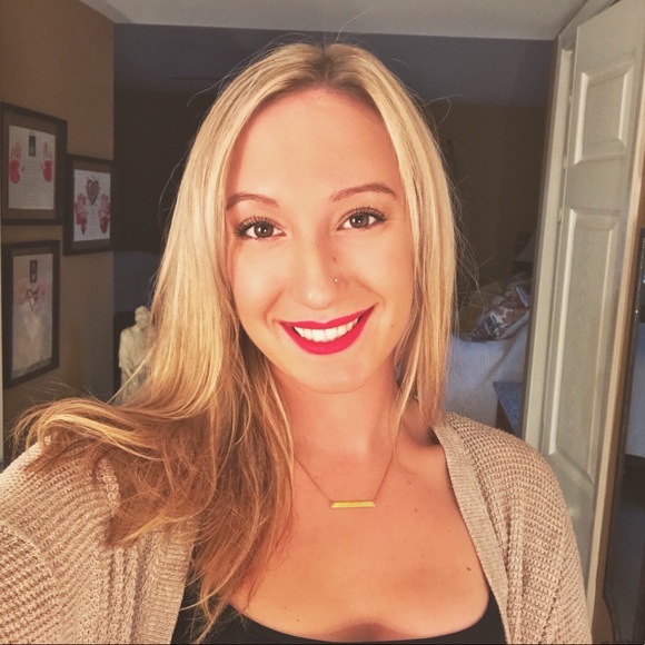 Profile Picture of Jessica Paulish (@jpaulish) on Poshmark