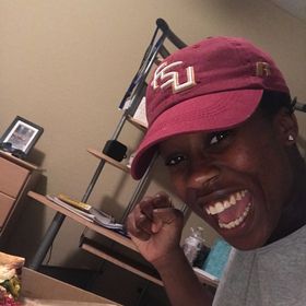 Profile Picture of Renee Mcnabb (@naenae15) on Pinterest
