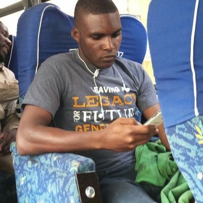 Profile Picture of Ian Ochieng (@Ochieng_iane) on Twitter