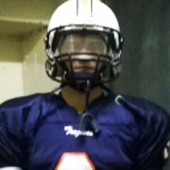 Profile Picture of Brady Underkoffler (@bunderkoffler20) on Poshmark