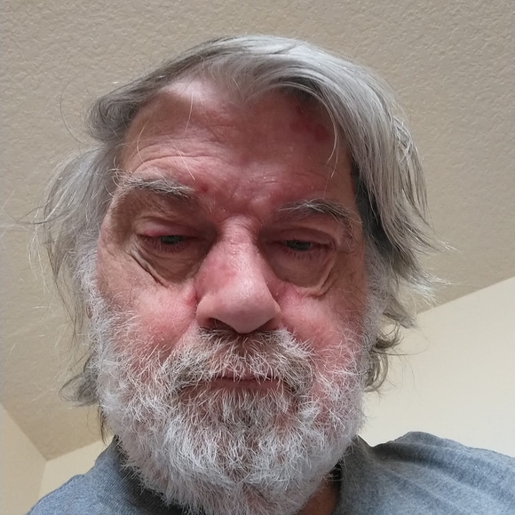 Profile Picture of Richard Swafford (@richardswaff160) on Poshmark