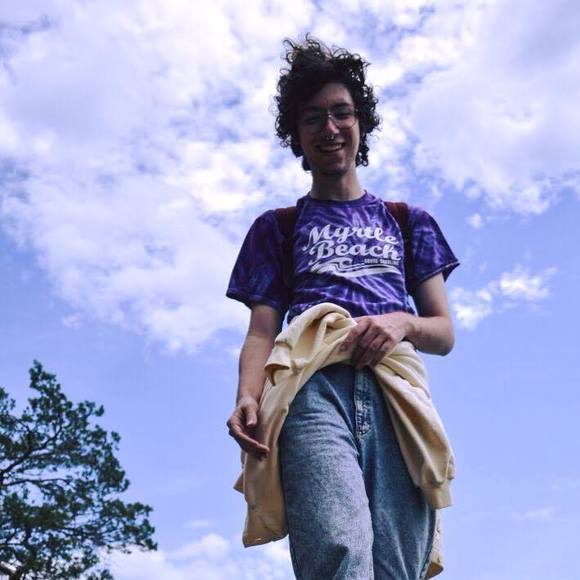 Profile Picture of Ian Thielemann (@glitterbitch) on Poshmark