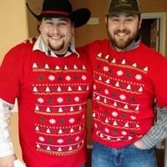 Profile Picture of Justin Howland (@jmhowland14) on Poshmark