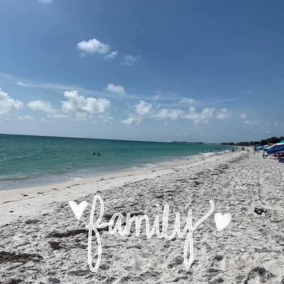 Terrilyn Sivertson - Poshmark Profile Picture of Terrilyn Sivertson (@rtlfunk) on Poshmark