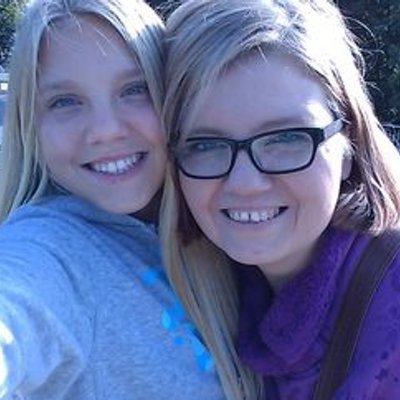 Profile Picture of Mandy Michel (@mandymichel71) on Twitter