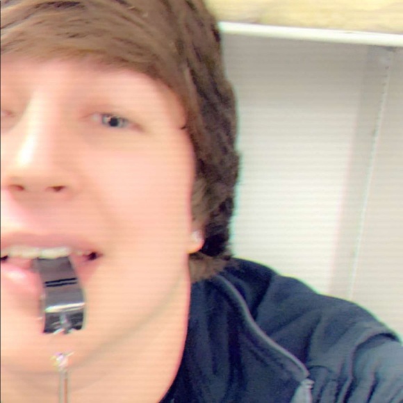 Profile Picture of Kellen Blotner (@kellenblotner) on Poshmark