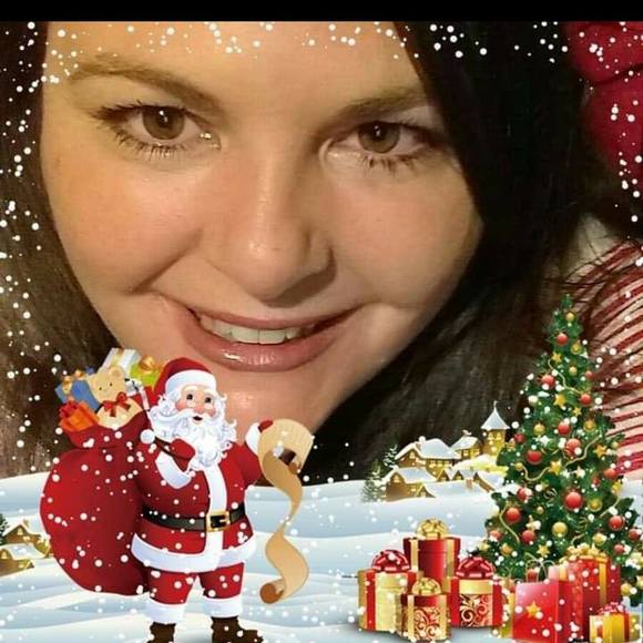 Profile Picture of Robin Westbrook autry (@robinautry76) on Poshmark
