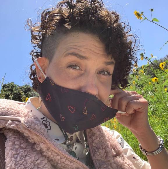 Profile Picture of Bo Baldwin (@ariesrainbo) on Poshmark