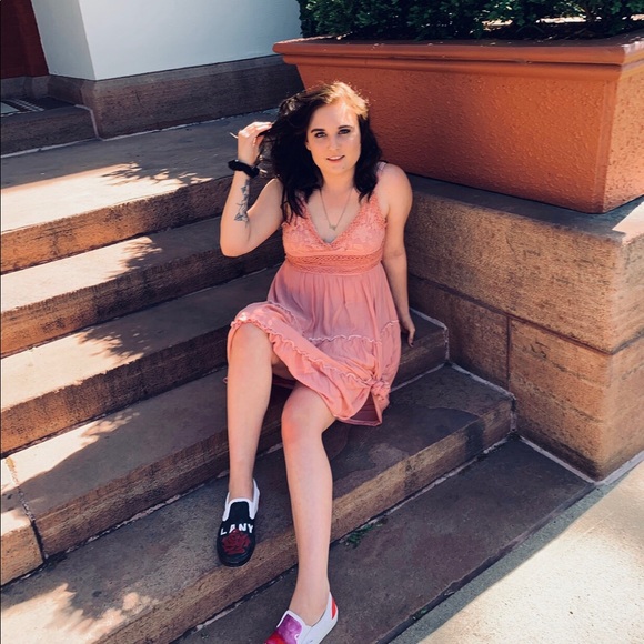 Amanda Ertman - Poshmark Profile Picture of Amanda Ertman (@ertmanam) on Poshmark