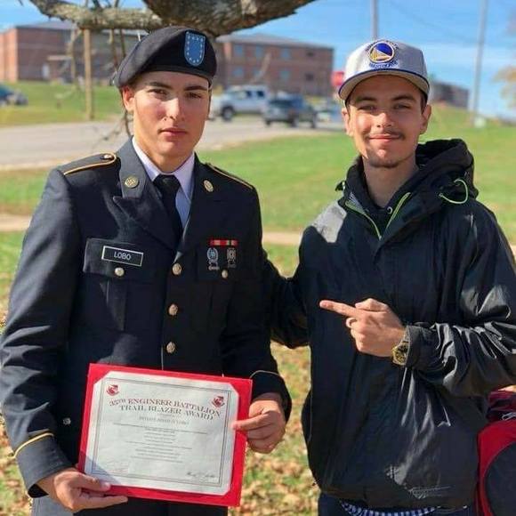 Profile Picture of Aaron Lobo (@loboaaron) on Poshmark