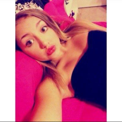 Profile Picture of Fan Page (@GiaMcCombsFanpg) on Twitter