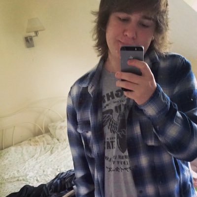 Profile Picture of James (@JamesFripp1) on Twitter