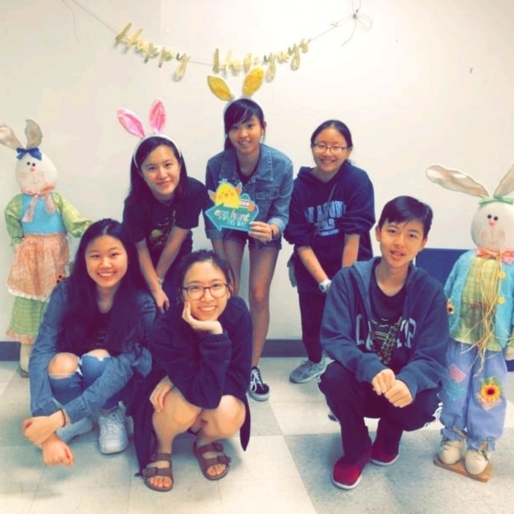 Profile Picture of Stephanie Chou (@stephchou12) on Poshmark