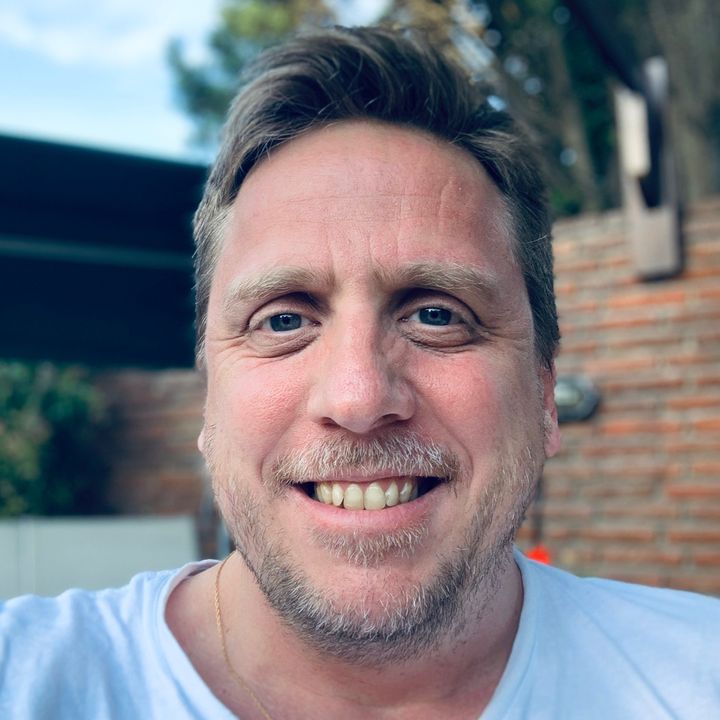 Profile Picture of Sebastian Ballester (@drballesterok) on Tiktok