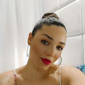 Profile Picture of Maria Eduarda Fuentes (@imariaeduardafuentes) on Pinterest