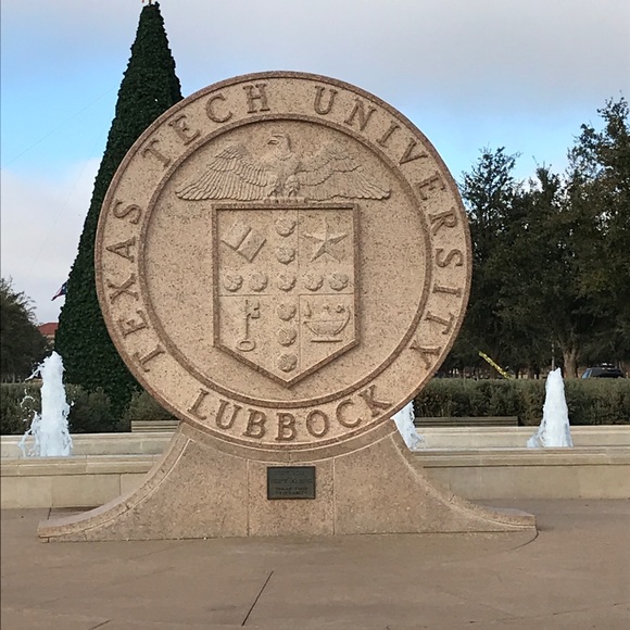 Profile Picture of Kent Proctor (@raider1990) on Poshmark