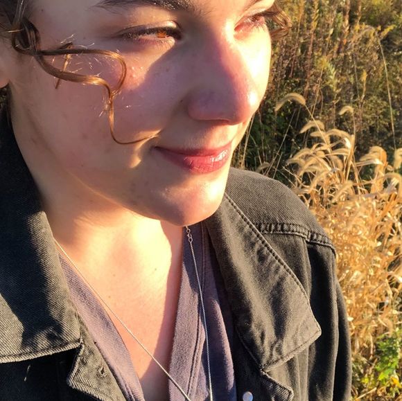 Profile Picture of Erin Gowdy (@mezzogirl) on Poshmark