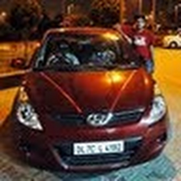 Profile Picture of Shivam Gupta (@shivamgupta1983) on Poshmark