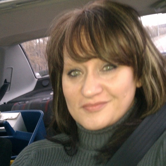 Profile Picture of Kristine Seery (@kristineseery) on Poshmark