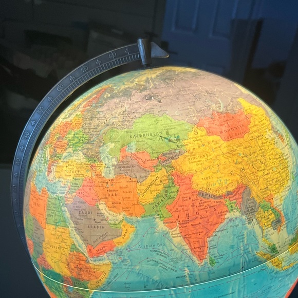 Profile Picture of Michael Moscetti (@mmoscetti) on Poshmark