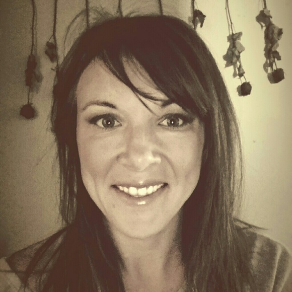 Profile Picture of Shanon Bocchini (@wiseriver777) on Poshmark