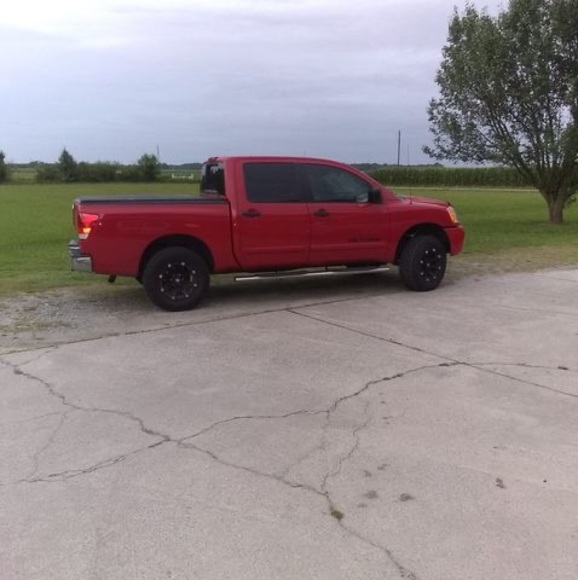 Profile Picture of Thomas Atkinson (@thomasatkins733) on Poshmark