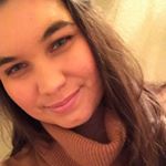 Profile Picture of Heidi Schell (@yvonne082598) on Instagram