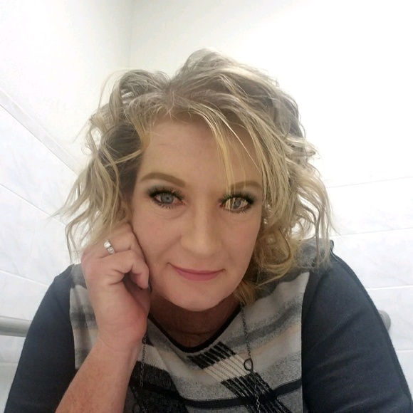 Patricia Visciano - Poshmark Profile Picture of Patricia Visciano (@pvisciano) on Poshmark