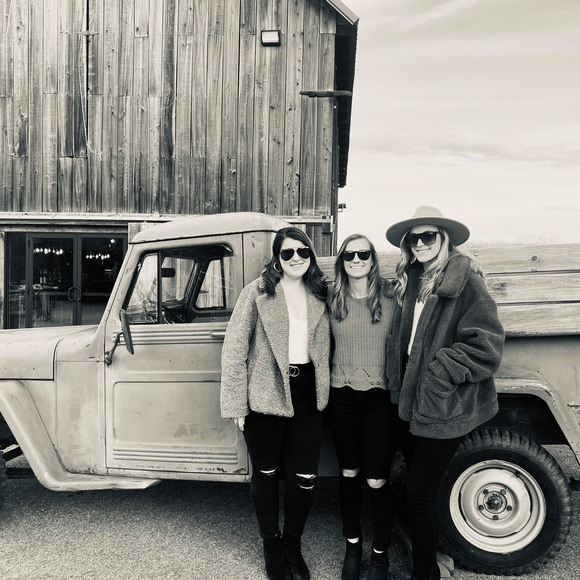 Profile Picture of Christiana Meyers (@chrismeyers) on Poshmark