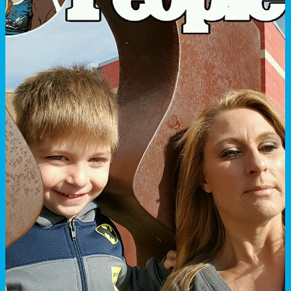 Profile Picture of Kara Heath (@karadawn45) on Poshmark