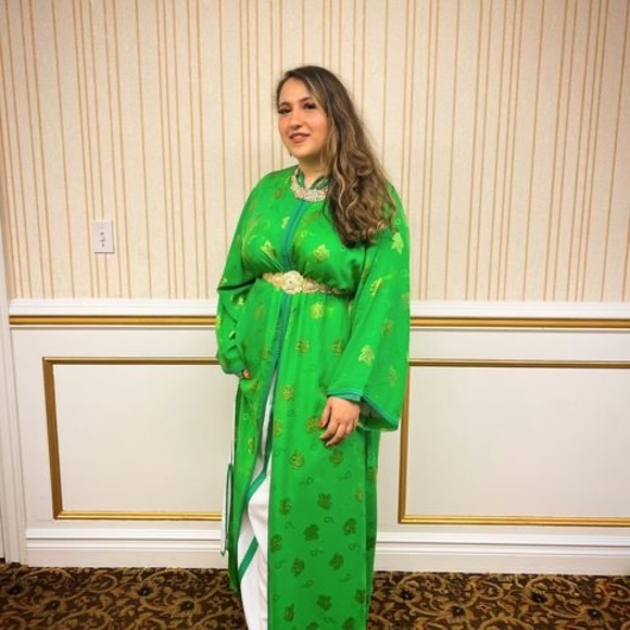 Profile Picture of Camelia Abu-ghazaleh (@cammmyx3) on Poshmark