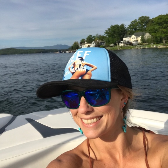 Whitney Giauque - Poshmark Profile Picture of Whitney Giauque (@whitty1985) on Poshmark