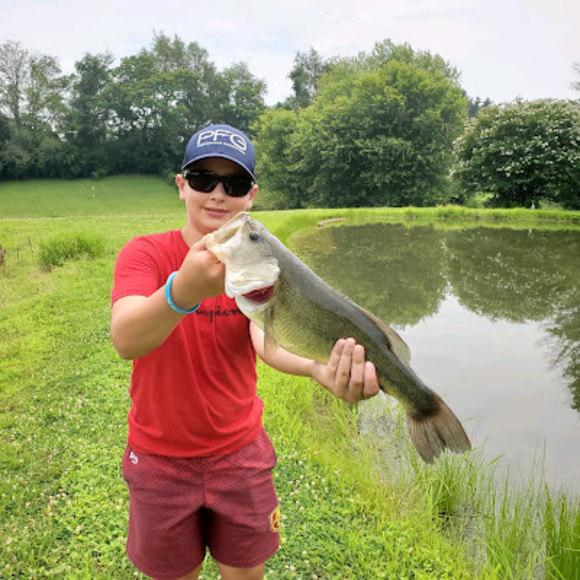 Profile Picture of Maddox Berkheiser (@maddoxberk88) on Poshmark