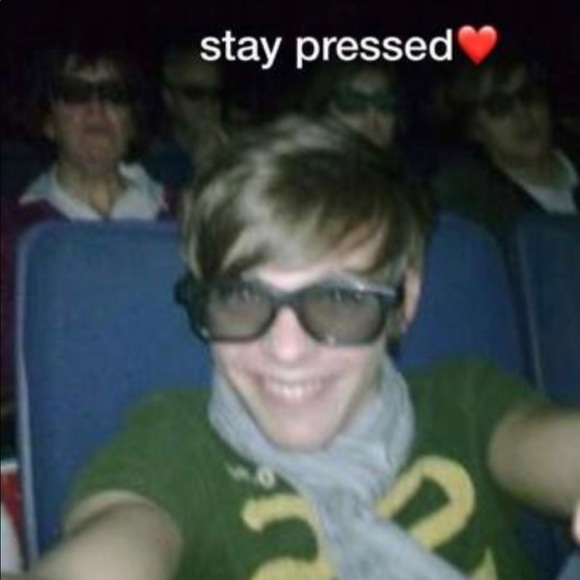 Profile Picture of Kelsey Russyn (@kelsey_russyn) on Poshmark