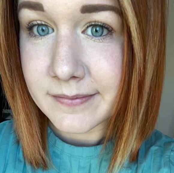Profile Picture of Brooke Liptak (@hellobrooke) on Poshmark