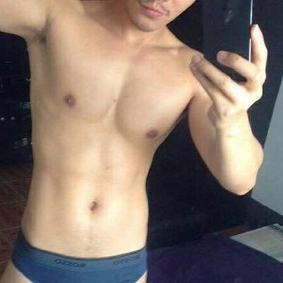 Profile Picture of K Nine (@AdamTangtong) on Twitter