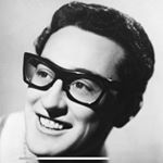 Profile Picture of Buddy Holly🎸 (@buddyhollyofficial) on Instagram