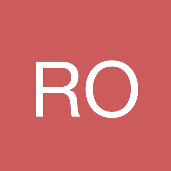 Profile Picture of Richard Oliver (@roliver85091507) on Poshmark