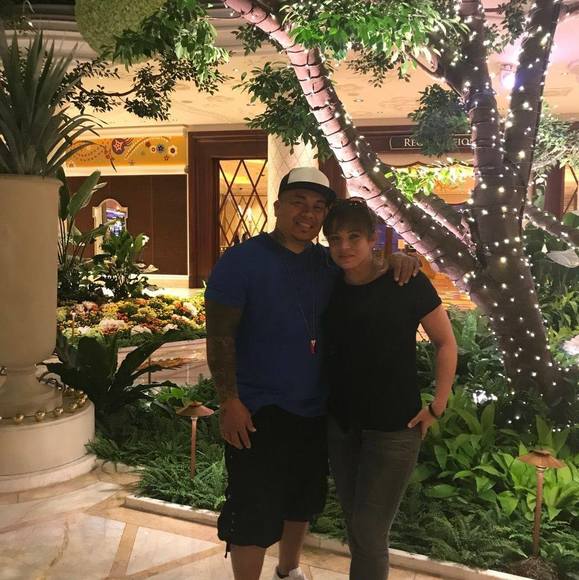 Profile Picture of Lizz Fanger (@lizzfanger80) on Poshmark