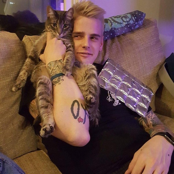 Profile Picture of David Emmenecker (@day2334) on Poshmark
