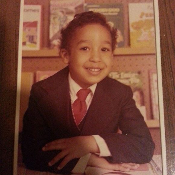 Profile Picture of Peter Huggins (@peter_huggins) on Poshmark