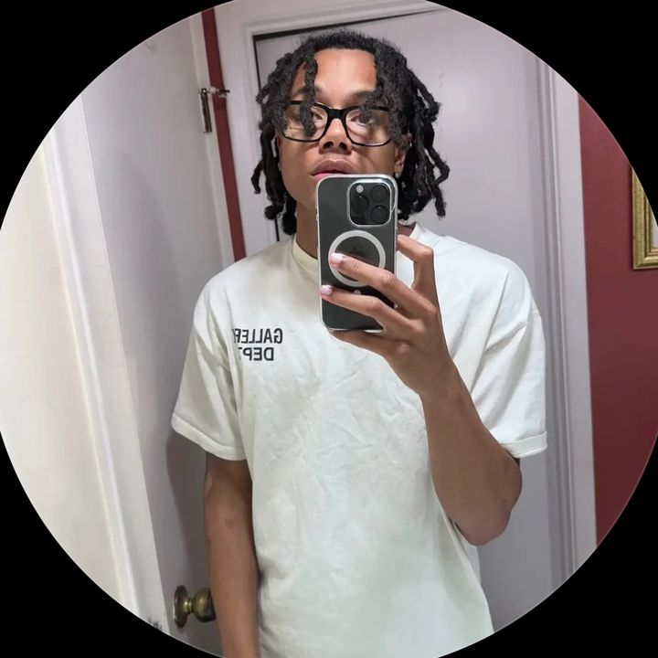 Profile Picture of Troy (@darealrichboy.troy) on Tiktok