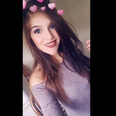 Profile Photo of Lacey Cutitta (@laceyyj21) on Twitter