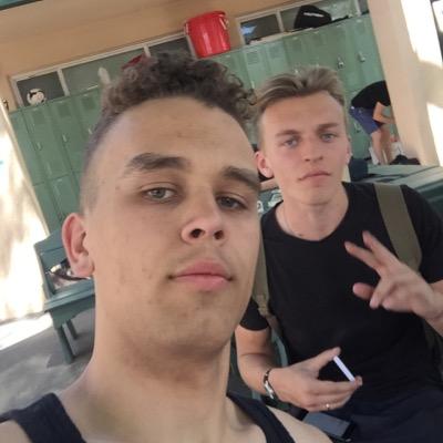 Profile Picture of Alex Voznick (@thewizardofvoz) on Twitter